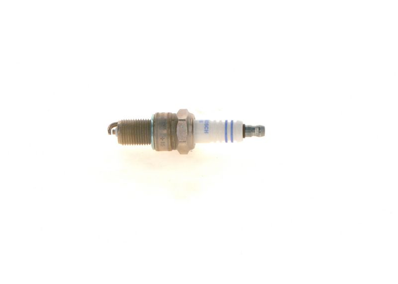 0242245552 BOSCH Candela accensione 